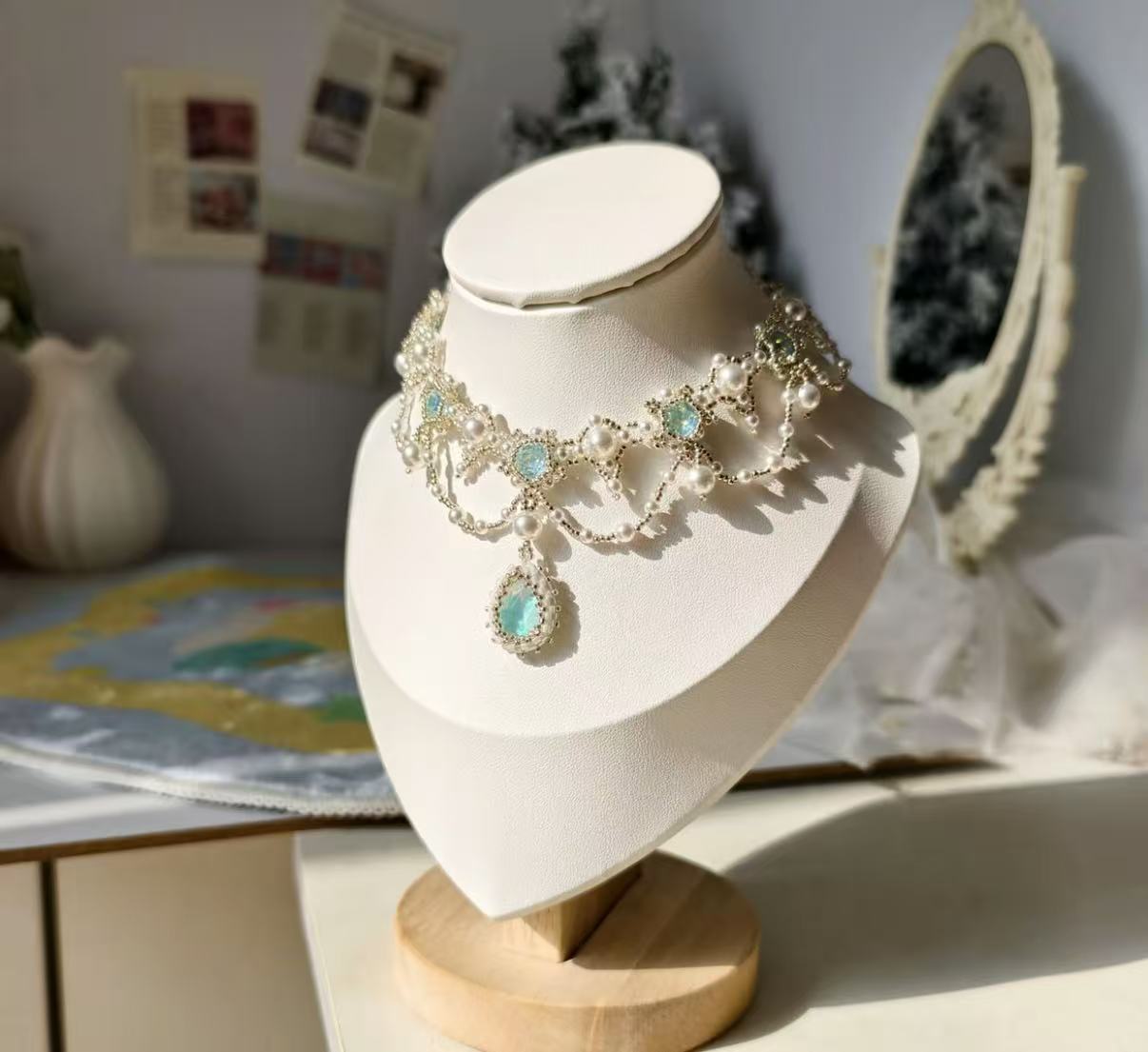 Pearl blue necklace
